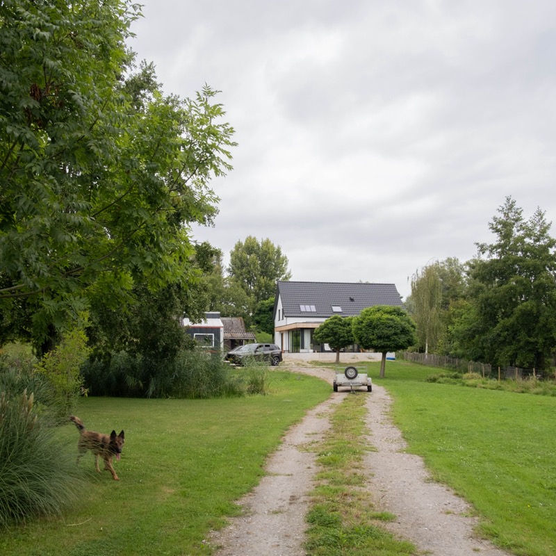 Architect uitbouw Sleeuwijk - moderne leefkeuken met kookeiland