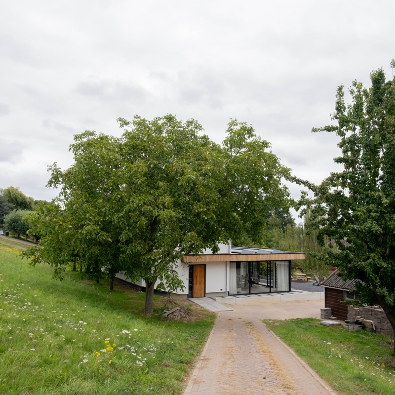 Woning verbouwing Sleeuwijk - dubbelhoge ruimte met veel lichtinval