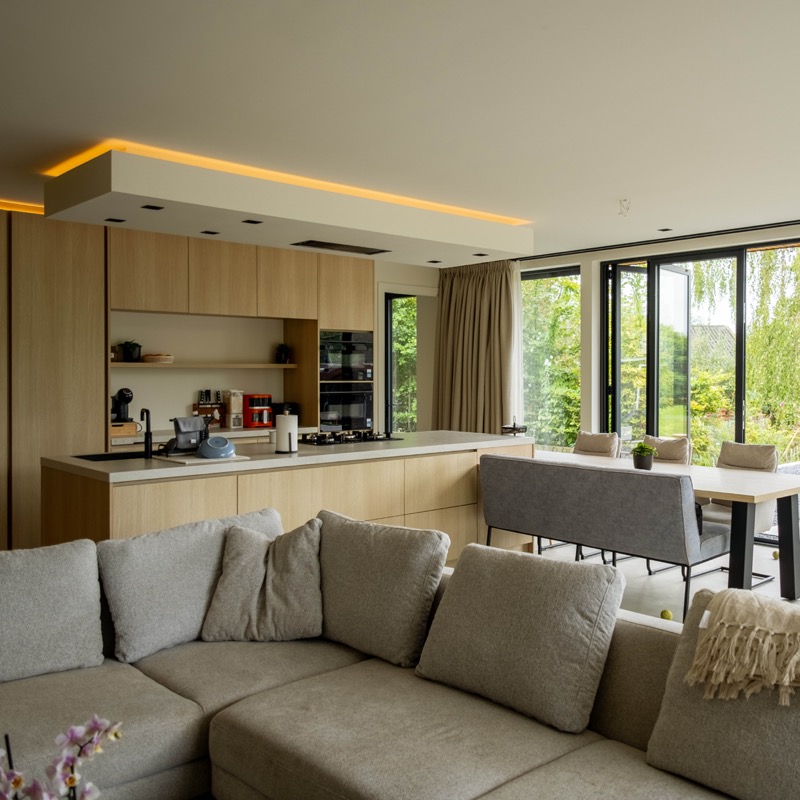 Architect interieur Sleeuwijk - open leefkeuken met kookeiland